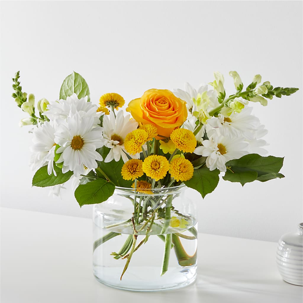 Sun Salutation Bouquet – WENDT'S FLORIST & GIFTS, Duncansville PA