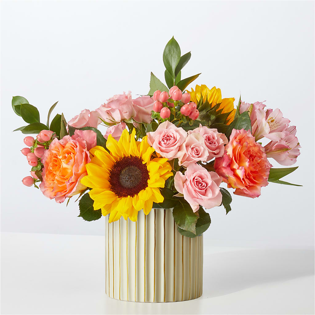 Sun's Out Bouquet – WENDT'S FLORIST & GIFTS, Duncansville PA