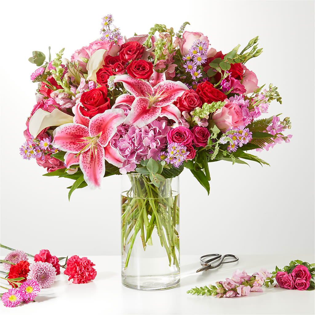 Swooning Over You - A Luxury Florist Original – WENDT'S FLORIST & GIFTS, Duncansville PA