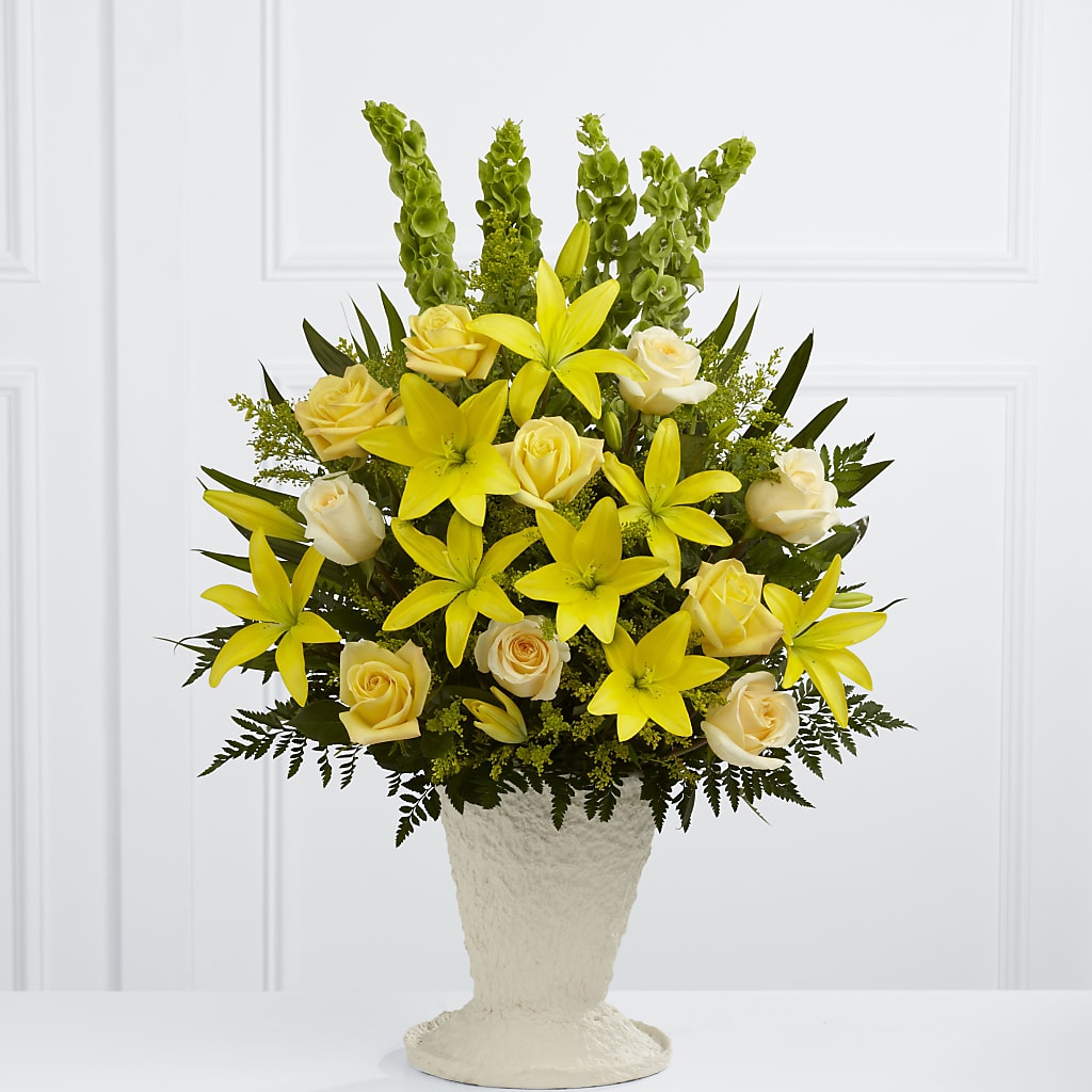 Golden Memories Arrangement – WENDT'S FLORIST & GIFTS, Duncansville PA
