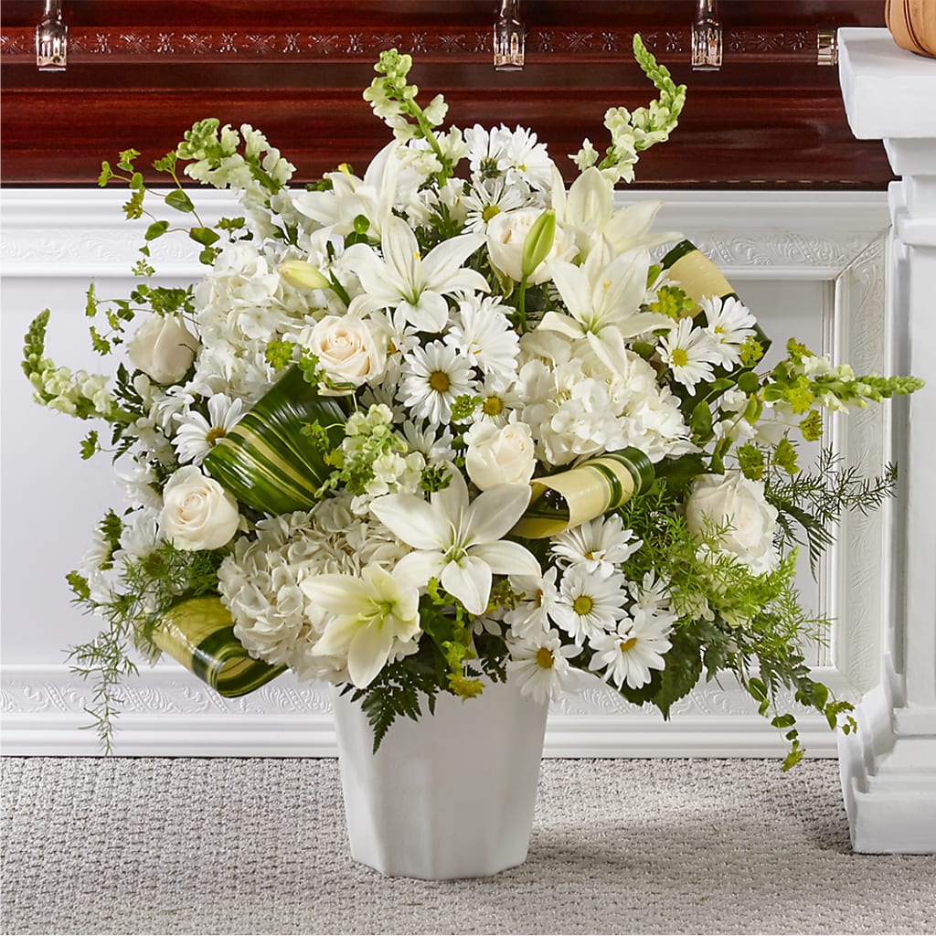 Thoughts of Tranquility Floor Basket – WENDT'S FLORIST & GIFTS, Duncansville PA