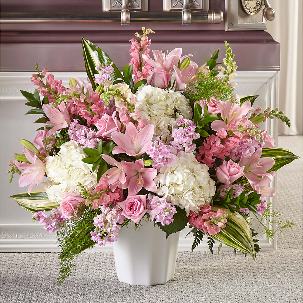 Simply Serene Floor Basket – WENDT'S FLORIST & GIFTS, Duncansville PA