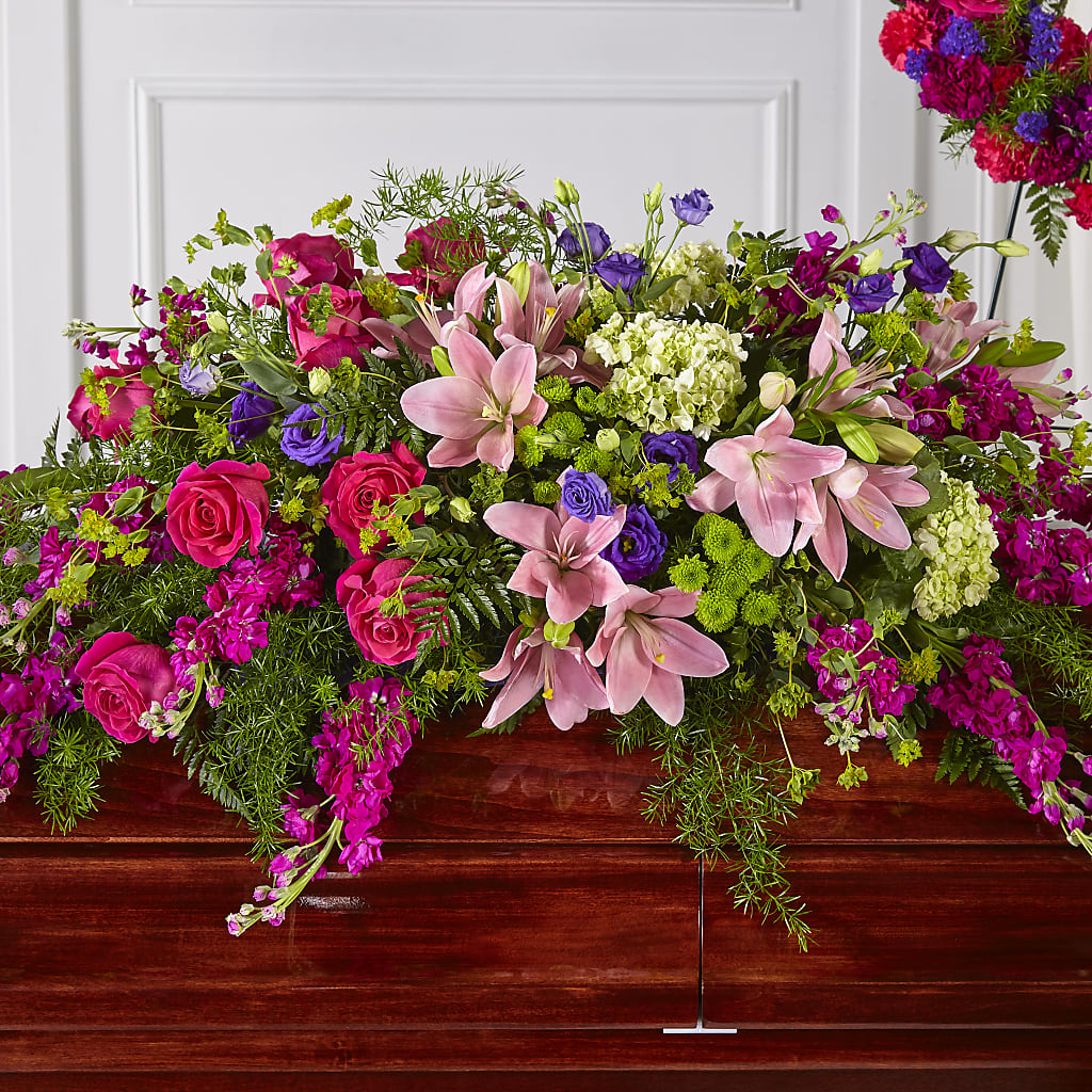 Radiant Tribute Casket Spray – WENDT'S FLORIST & GIFTS, Duncansville PA