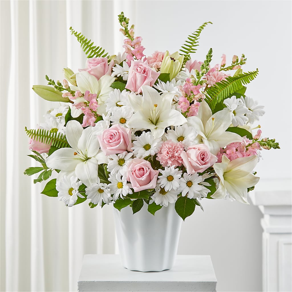 Soft Touch Tabletop Basket – WENDT'S FLORIST & GIFTS, Duncansville PA