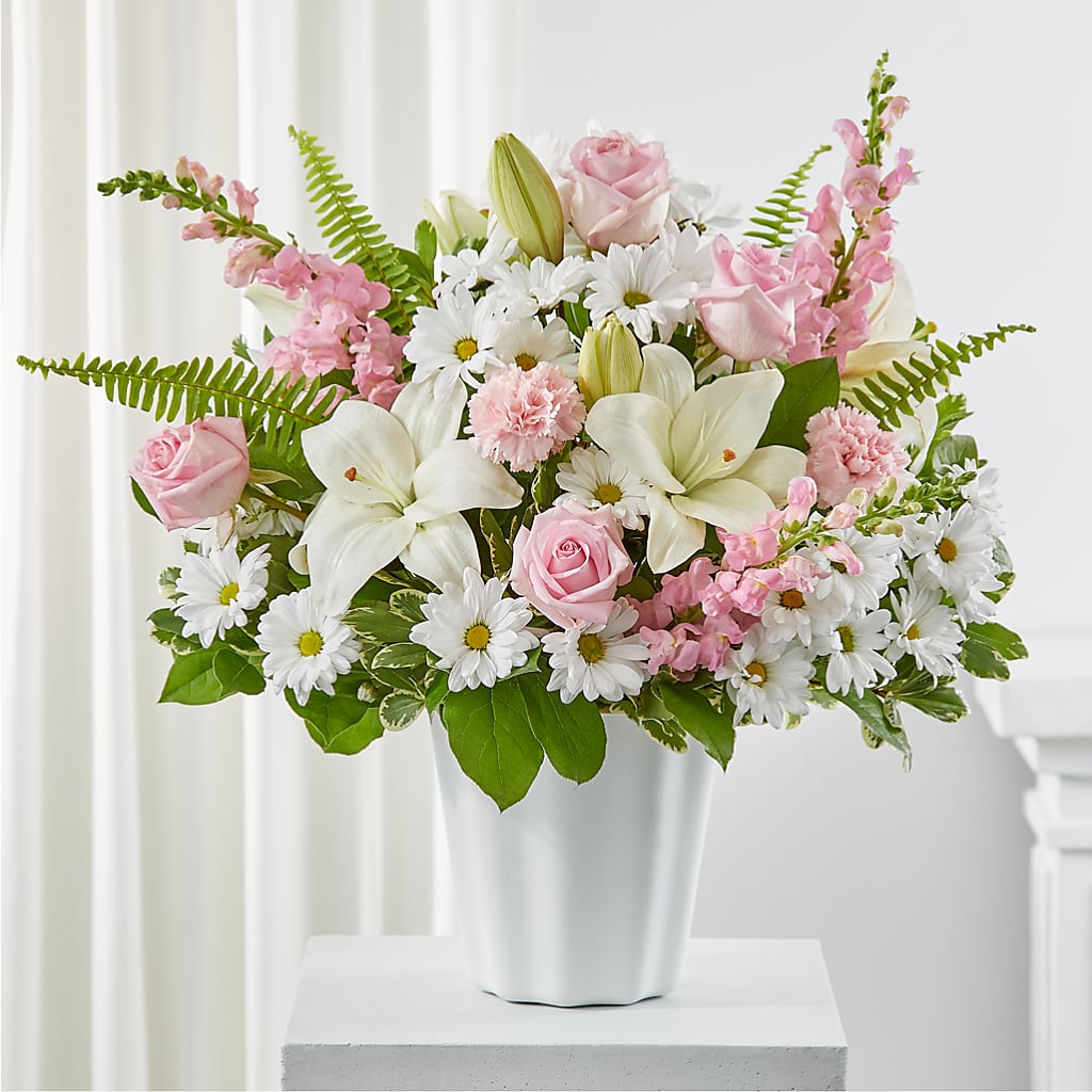 Soft Touch Tabletop Basket – WENDT'S FLORIST & GIFTS, Duncansville PA