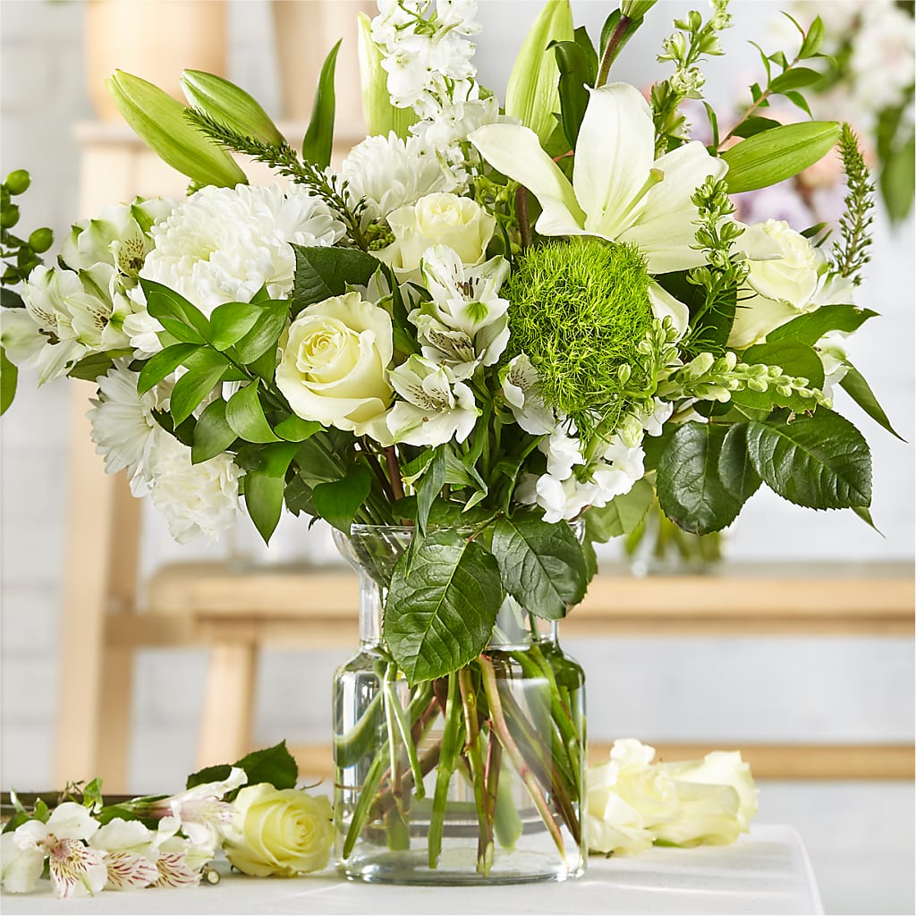 Classic Ivory – A Florist Original – WENDT'S FLORIST & GIFTS, Duncansville PA