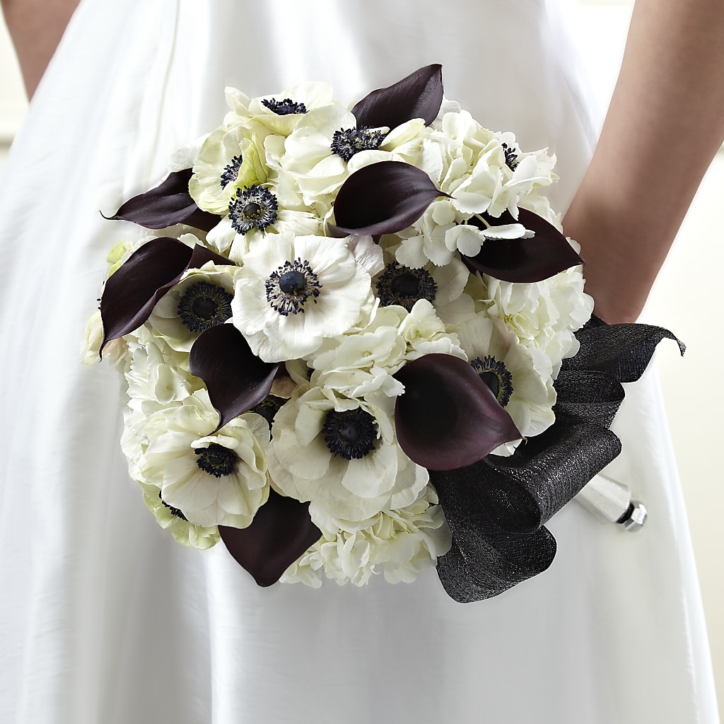 To Have and To Hold Bouquet – WENDT'S FLORIST & GIFTS, Duncansville PA