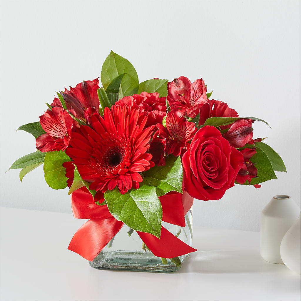 Red Hot Bouquet – WENDT'S FLORIST & GIFTS, Duncansville PA