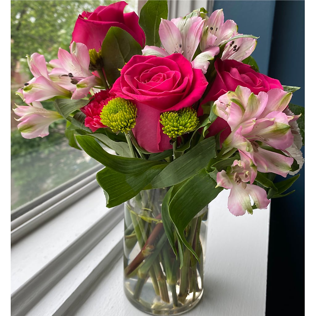 Sweet & Pretty Bouquet – WENDT'S FLORIST & GIFTS, Duncansville PA