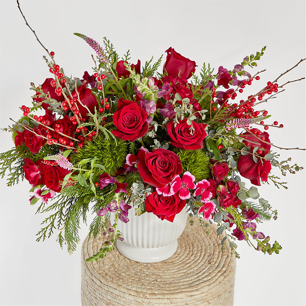 Big Red Bow Bouquet – WENDT'S FLORIST & GIFTS, Duncansville PA