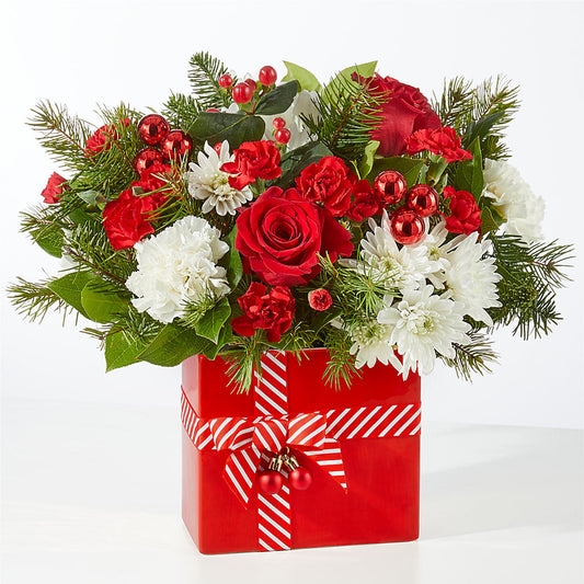 Presents Under the Tree Bouquet – WENDT'S FLORIST & GIFTS, Duncansville PA