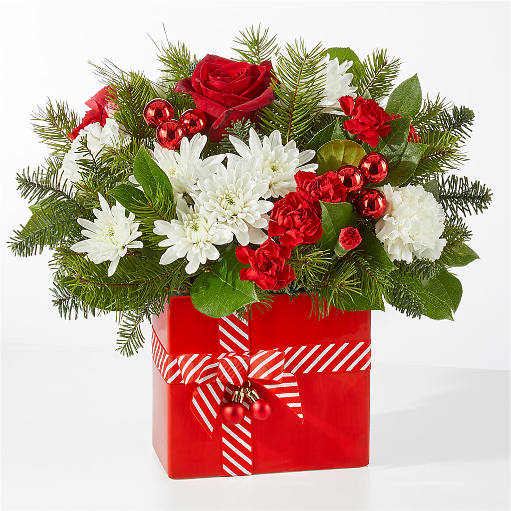 Presents Under the Tree Bouquet – WENDT'S FLORIST & GIFTS, Duncansville PA
