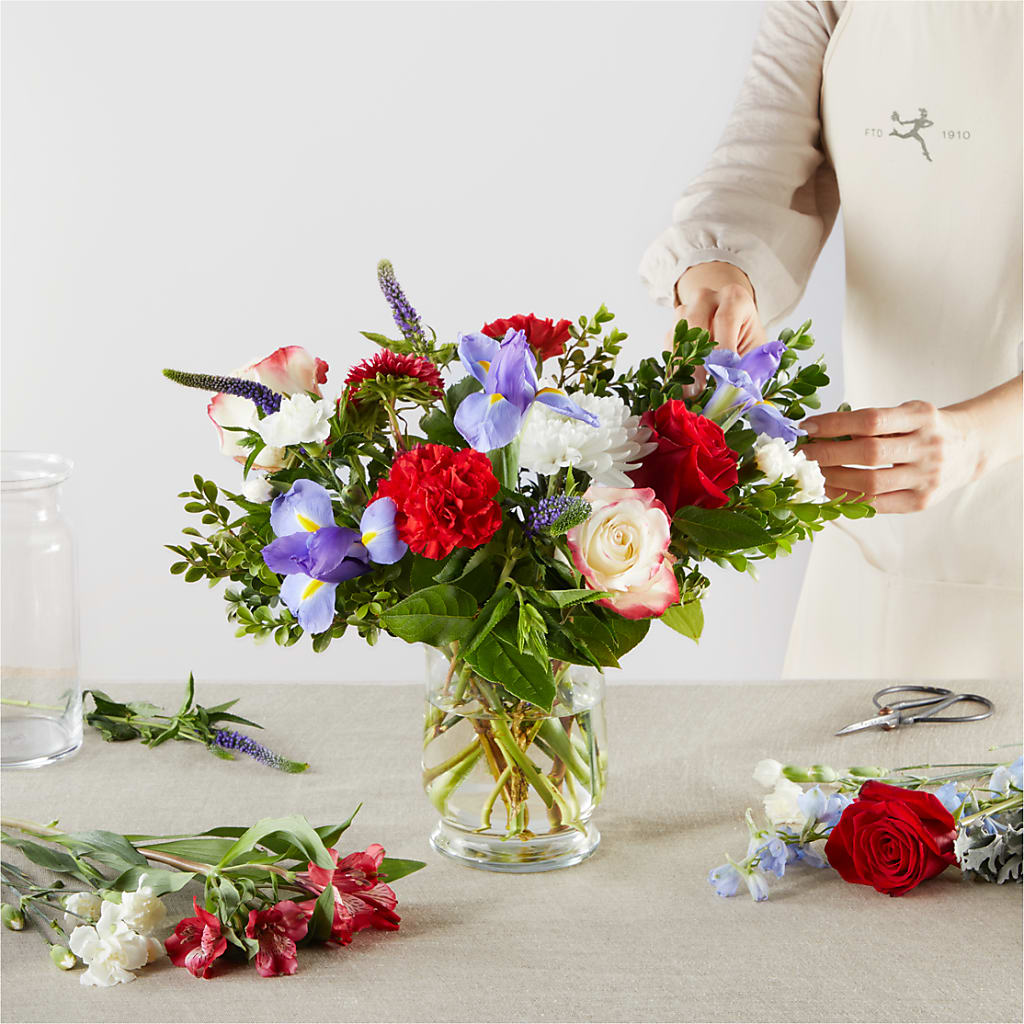 Star Spangled - A Florist Original – WENDT'S FLORIST & GIFTS, Duncansville PA