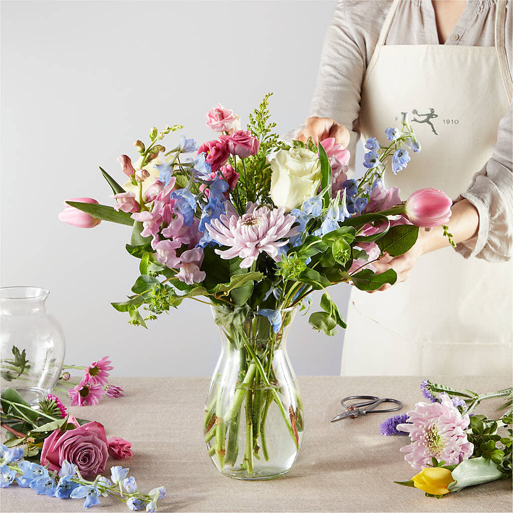 Pastel Tradition - A Florist Original – WENDT'S FLORIST & GIFTS, Duncansville PA