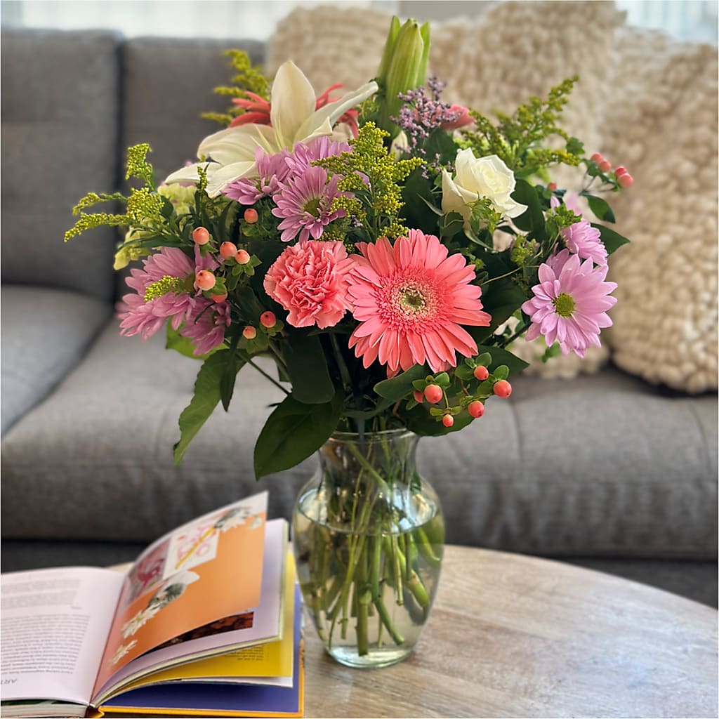 Pastel Tradition - A Florist Original – WENDT'S FLORIST & GIFTS, Duncansville PA
