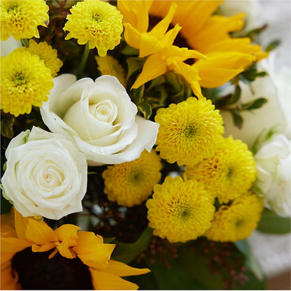 Luminous Morning Bouquet – WENDT'S FLORIST & GIFTS, Duncansville PA