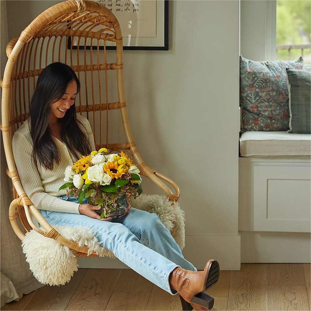 Luminous Morning Bouquet – WENDT'S FLORIST & GIFTS, Duncansville PA