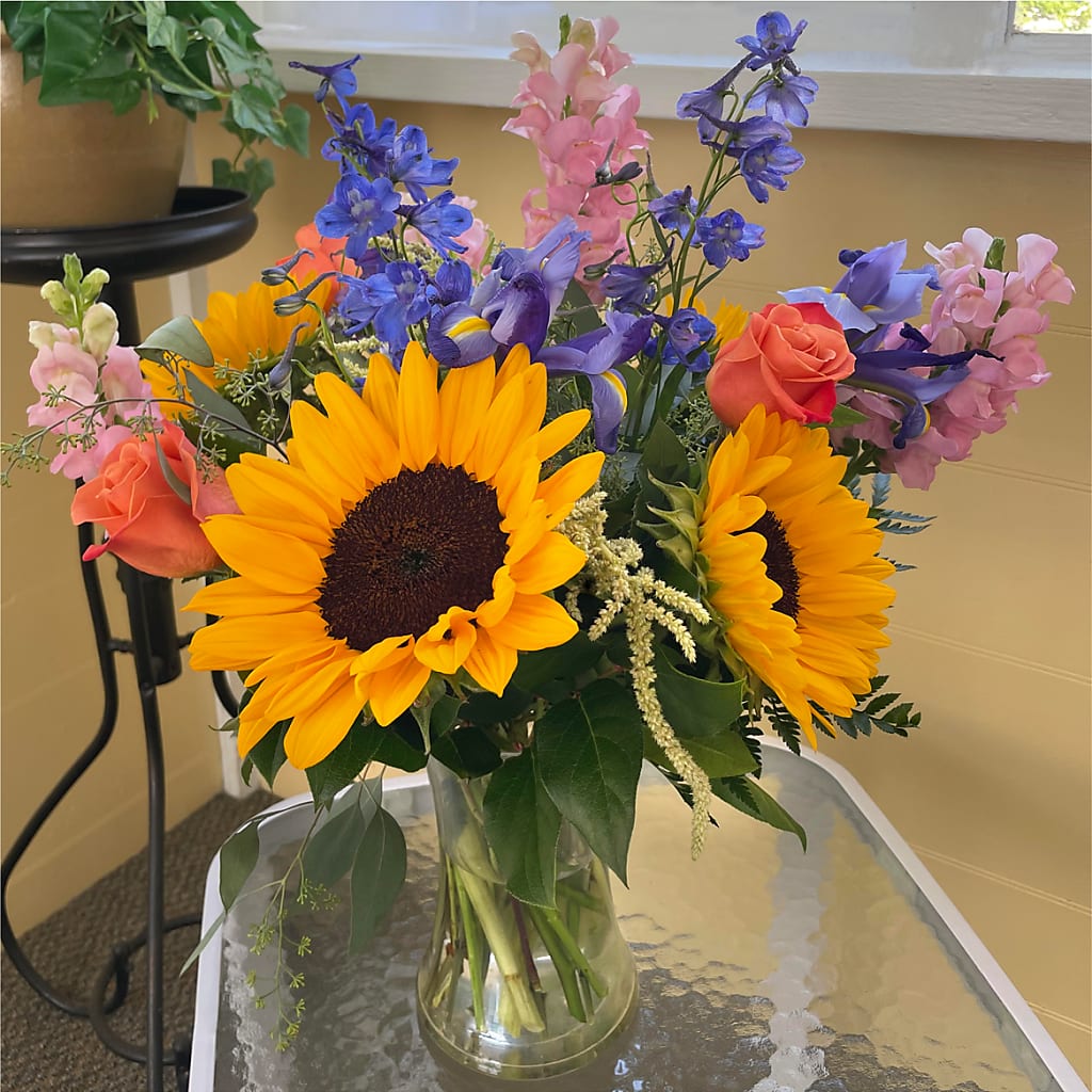 Rays of Life Bouquet – WENDT'S FLORIST & GIFTS, Duncansville PA