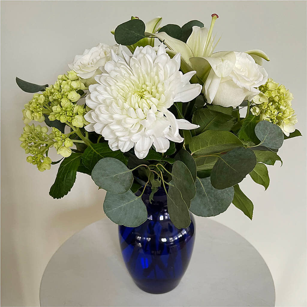 Snowy Dreams Bouquet – WENDT'S FLORIST & GIFTS, Duncansville PA