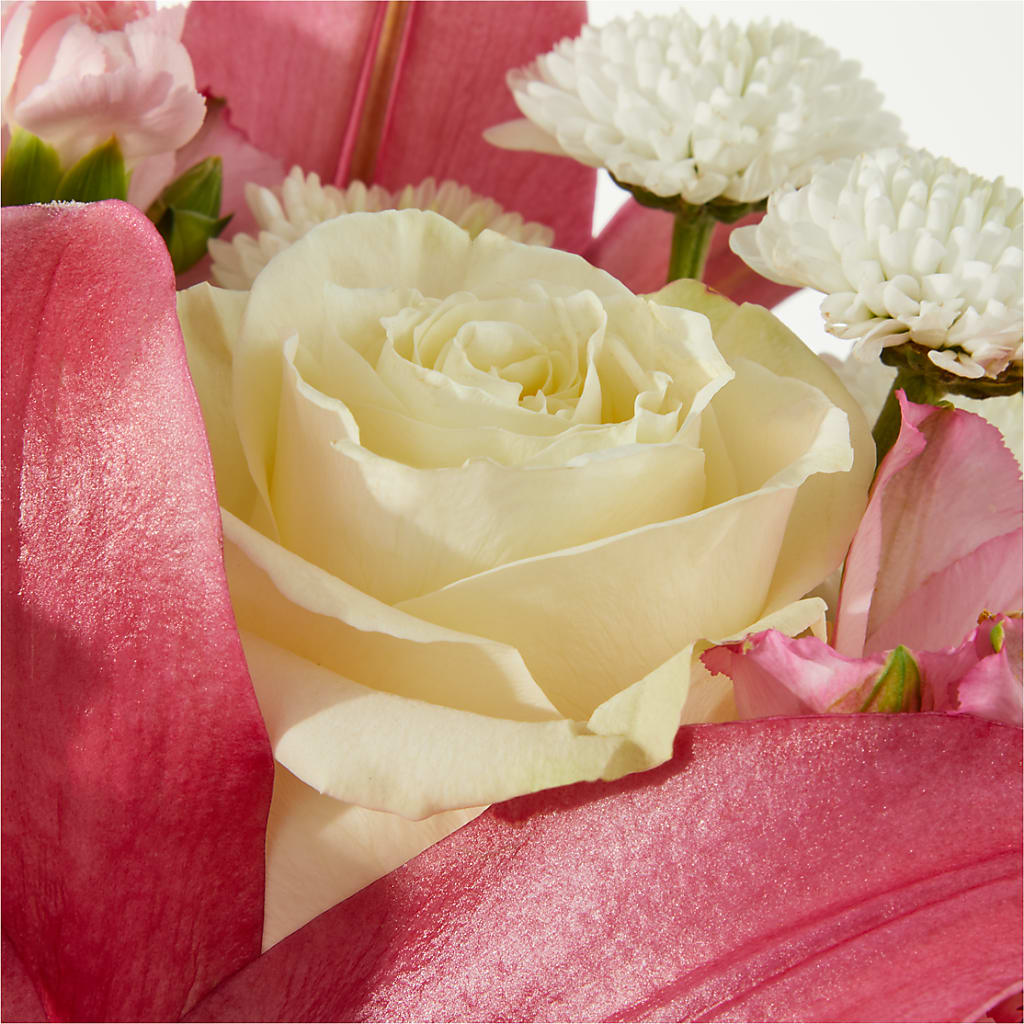 Piece of Cake Bouquet – WENDT'S FLORIST & GIFTS, Duncansville PA