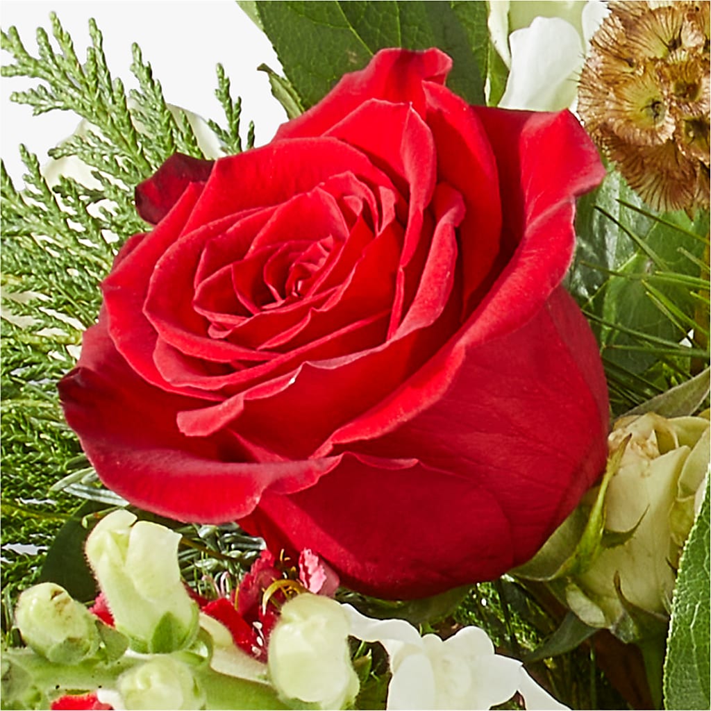 Deck the Halls Bouquet – WENDT'S FLORIST & GIFTS, Duncansville PA